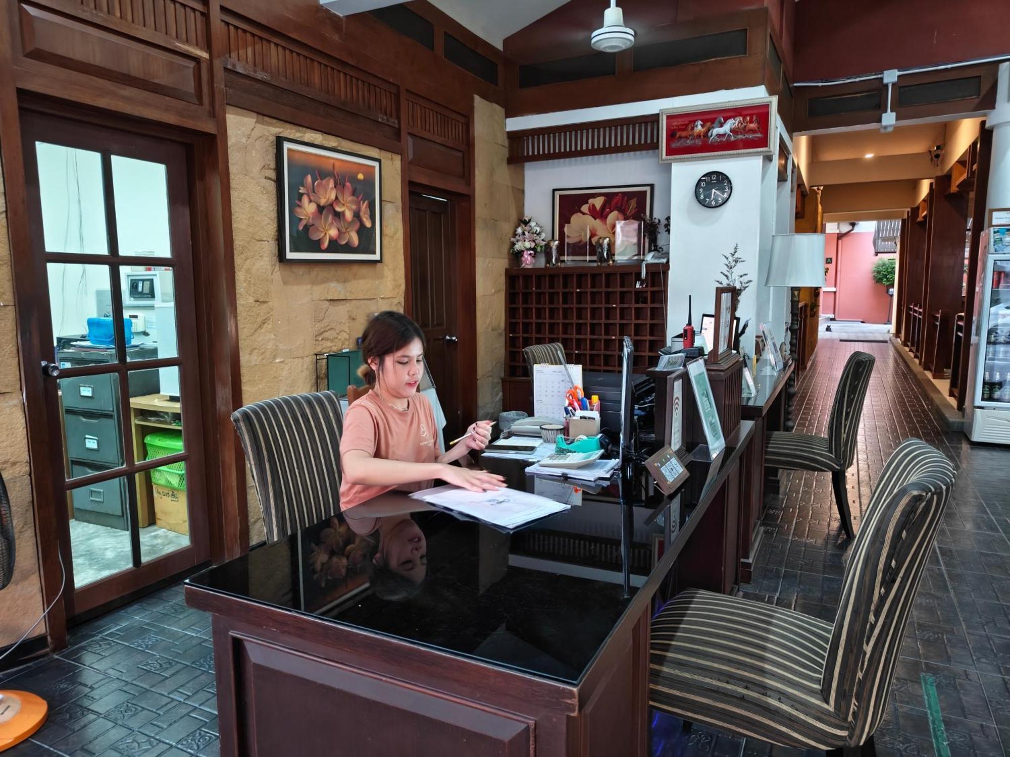 Phuket Leelavadee Hua Ting Resort Patong Eksteriør bilde