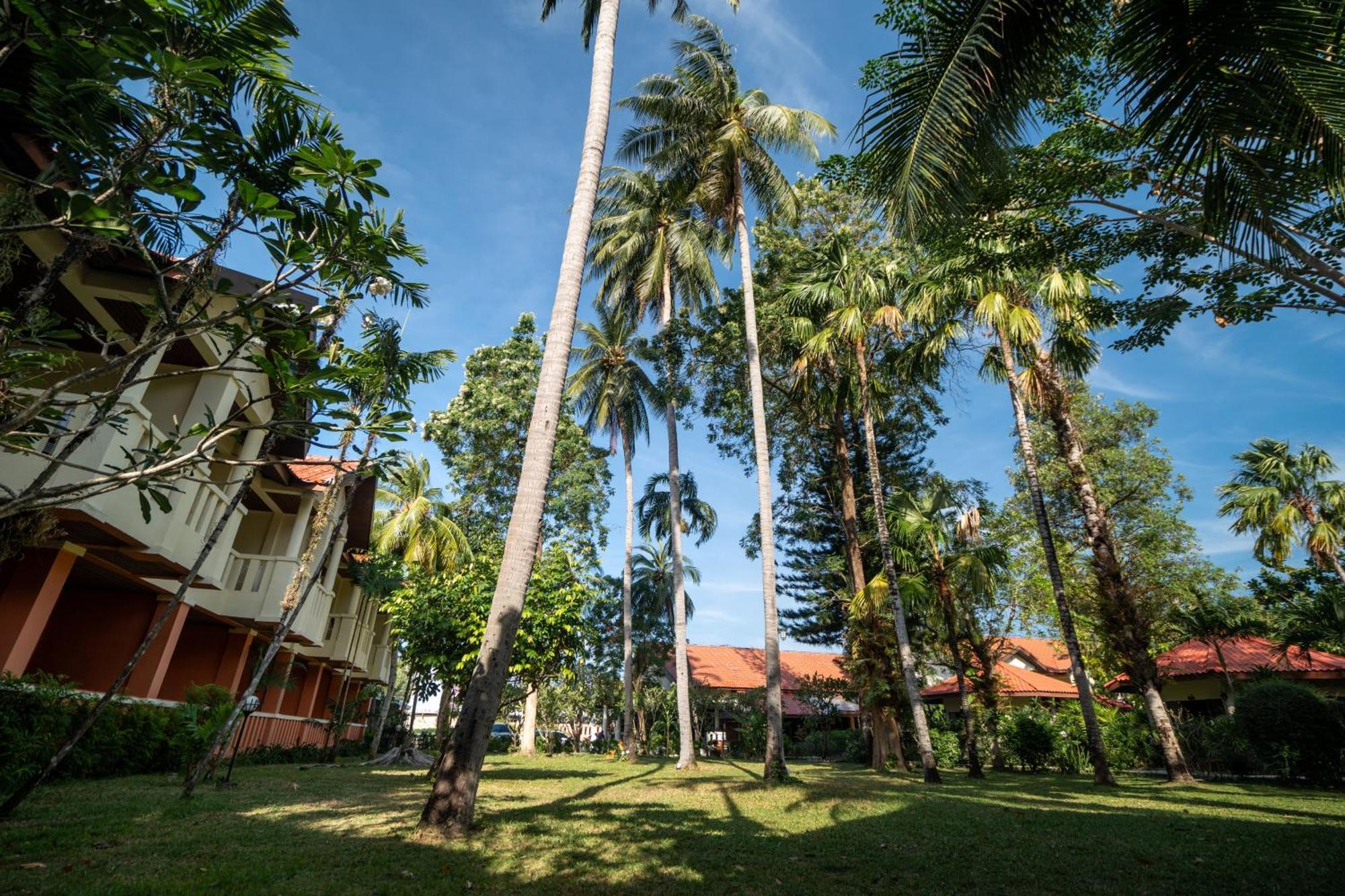 Phuket Leelavadee Hua Ting Resort Patong Eksteriør bilde