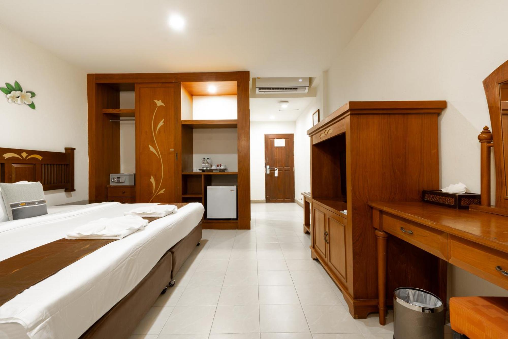Phuket Leelavadee Hua Ting Resort Patong Eksteriør bilde